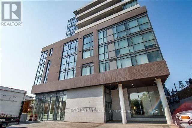 Photo principale - 2055-2055 Danforth Ave
