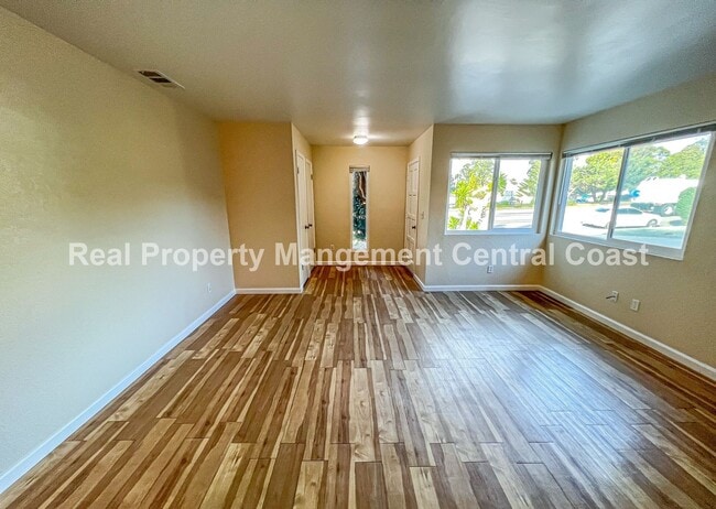 Building Photo - AVAILABLE APRIL - Los Osos 3 Bedroom / 2 B...