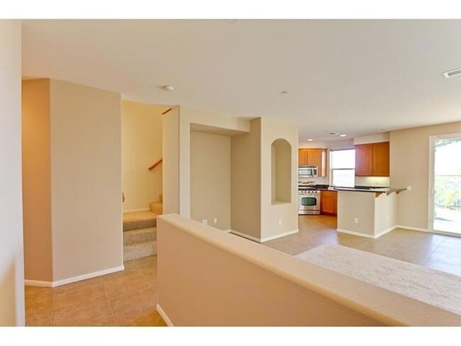 Foto del edificio - 2-bedroom Townhome in Campana at Rancho Co...