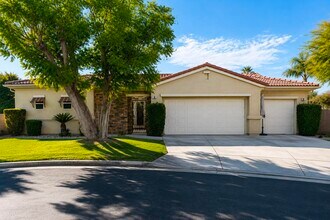 Building Photo - 90 Clavel Ct