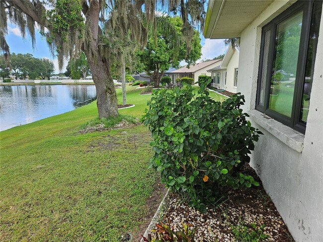 Foto del edificio - 2014 E View Dr