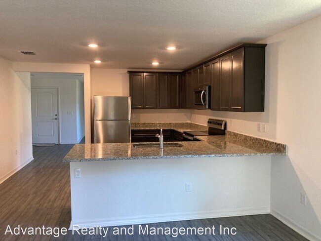 Foto del edificio - 4 br, 2 bath House - 36 Raemond Lane