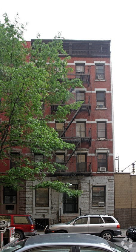 Building Photo - 519 E 75th St