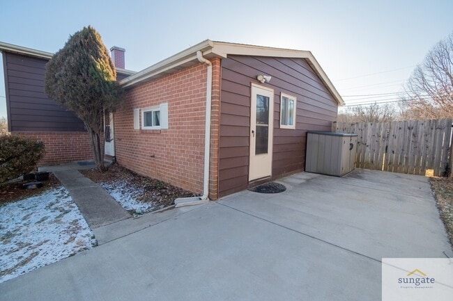 Foto del edificio - 7411 Kathydale Rd