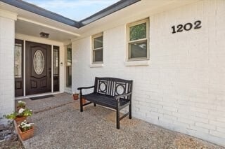 Foto del edificio - 1202 Walnut Bend Ln