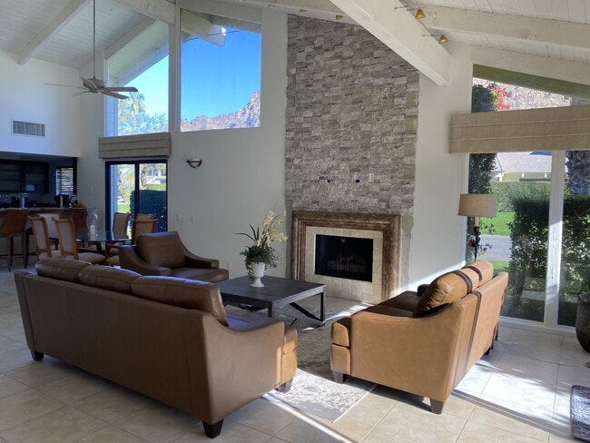 Foto del edificio - 46520 Arapahoe Cir