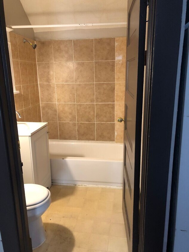 Foto del edificio - 3705 Chicago Ave