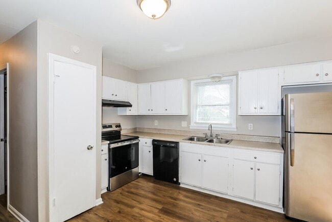 Foto del edificio - 8974 Sterling Ridge Ln