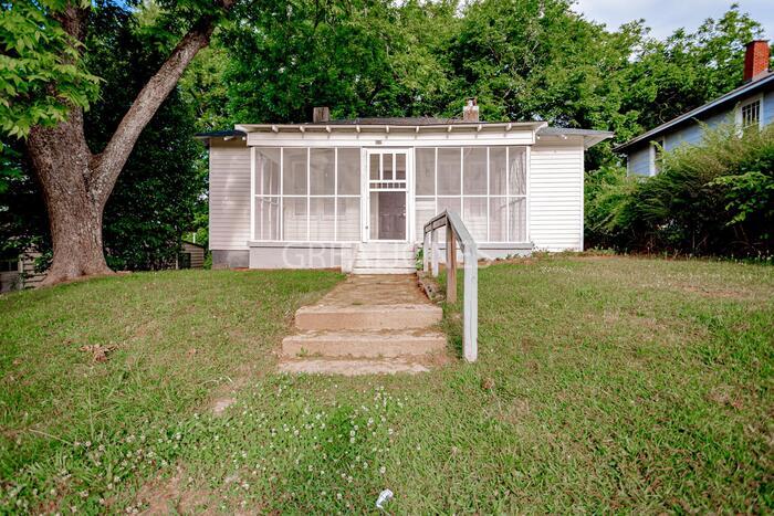 Primary Photo - 205 N Dawson St