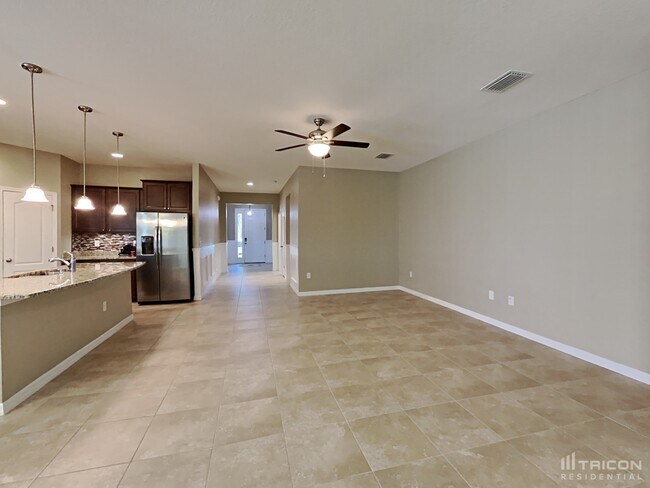 Foto del edificio - 11417 Warren Oaks Pl