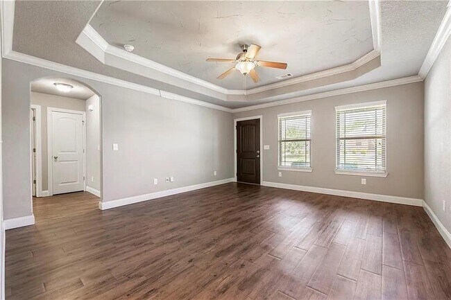 Foto del edificio - 3905 S W Capstone Ave