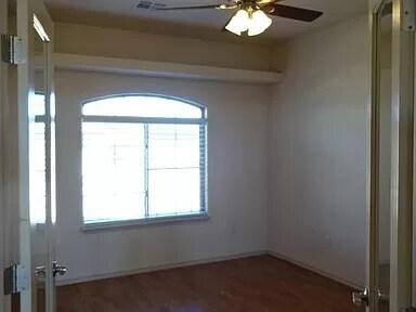 Building Photo - 276 Bosque