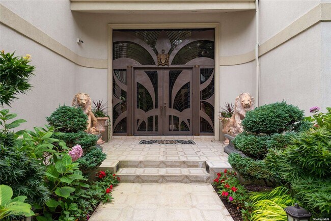 Foto del edificio - 415 Berry Hill Rd