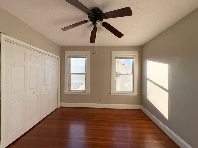 Building Photo - 164 French St