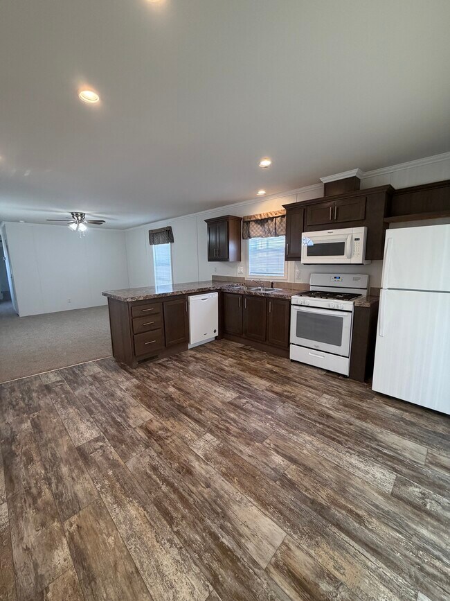 Cocina - 5425 Valley Dr