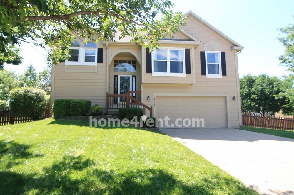 14894 Symphony, Olathe, KS 66062 House for Rent in Olathe, KS