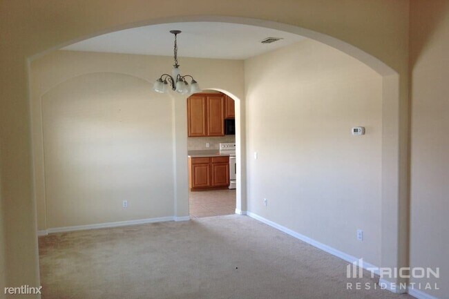 Building Photo - 11724 Deer Path Way