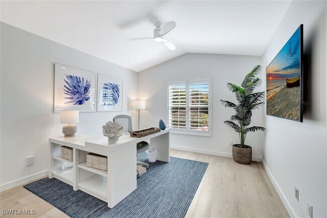 Foto del edificio - 8345 Excalibur Cir