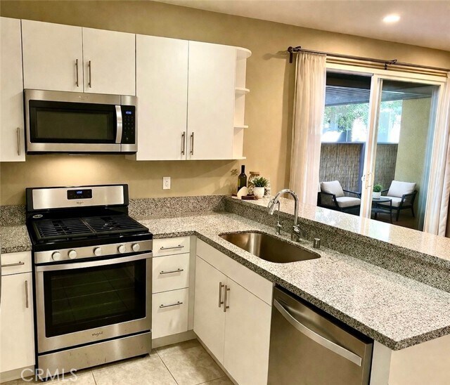 Foto del edificio - 1946 Canopy Ln