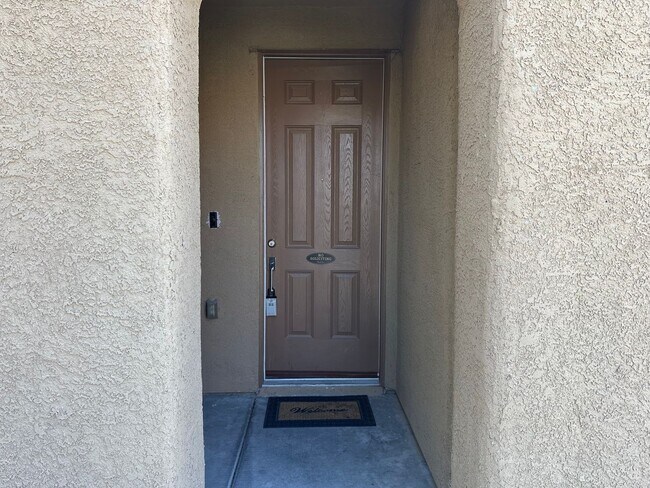 Foto del edificio - SE!!  4 Bedrooms!!! No Carpet!! All Applia...