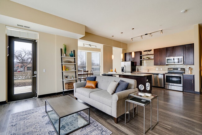 Building Photo - One Southdale Place