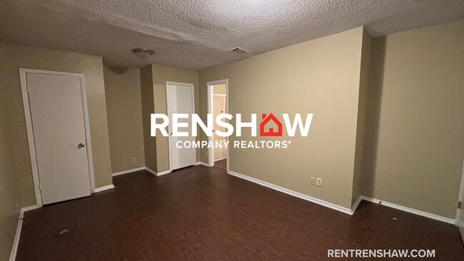 Building Photo - 1928 Willow Wood Ave