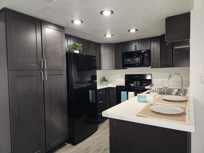Interior Photo - Desert Lakes Apartments