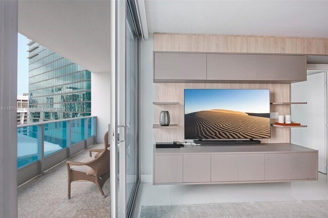 Foto del edificio - 200 Biscayne Blvd Way