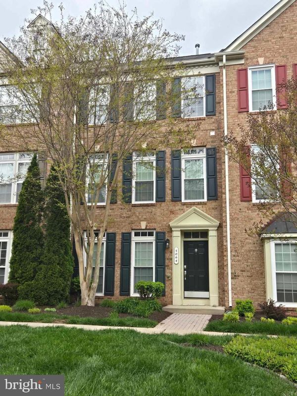 Building Photo - 5064 Cameo Terrace
