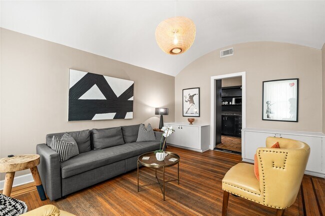 Foto del edificio - 1202 Hawthorne St