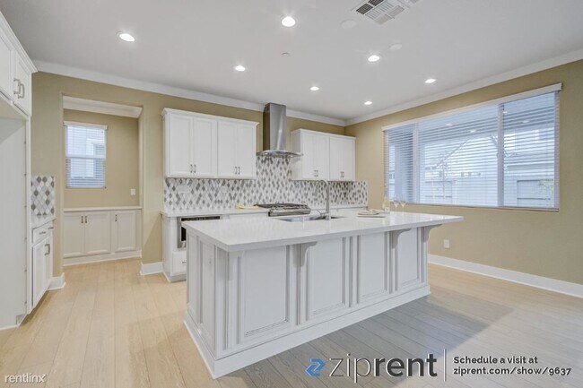 Building Photo - 4 br, 3.5 bath House - 778 Hydrangea Dr, V...