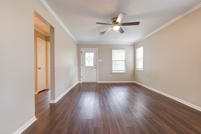 Building Photo - 1206 Grunwald Heights Blvd