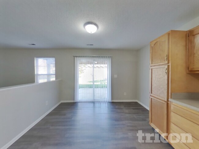 Building Photo - 5477 Wood Hollow Drive Indianapolis IN