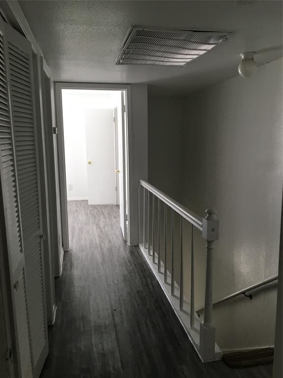 Foto del edificio - 6200 W Tidwell Rd