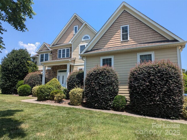 Foto del edificio - 103 Hickory Hill Rd