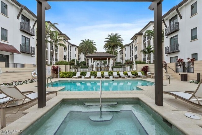 Building Photo - 1030 3rd Ave S