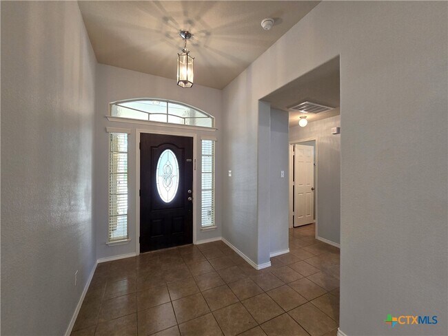 Foto del edificio - 5307 Sulfur Spring Dr