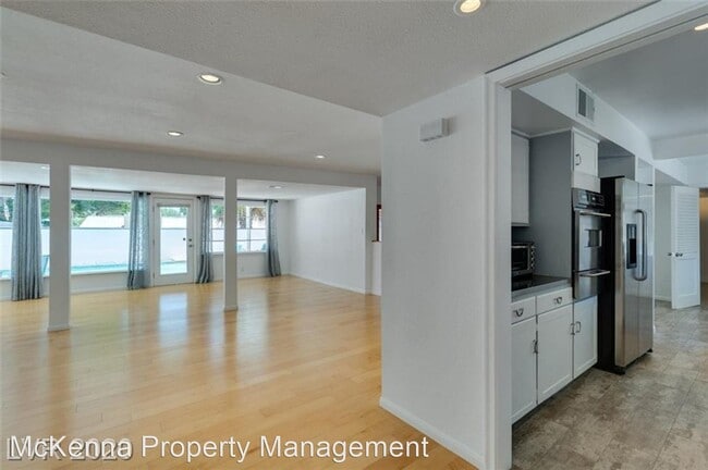 Building Photo - 3 br, 2 bath House - 1325 15th Street