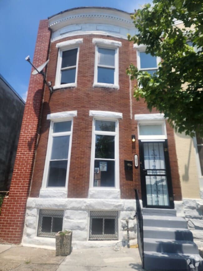Building Photo - 1828 Mosher St