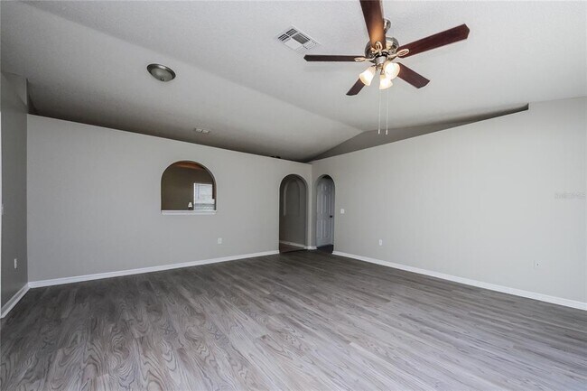 Building Photo - 2406 Askey Ct