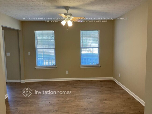 Foto del edificio - 2820 Sweet Oaks Ct