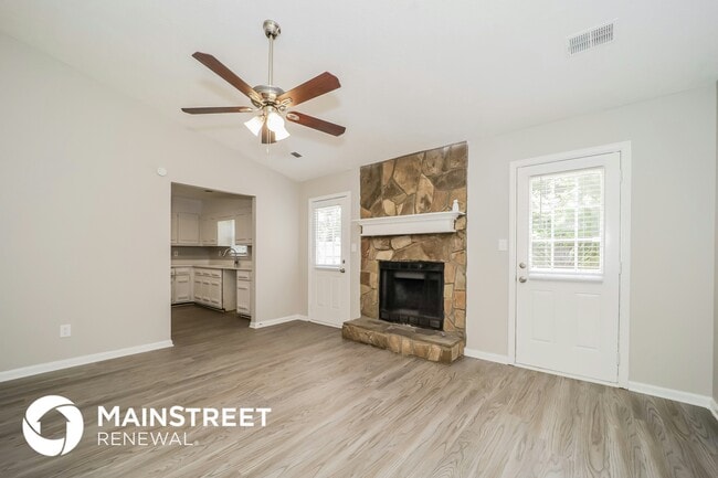 Building Photo - 1127 Reynolds Ct