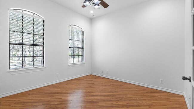 Foto del edificio - Private 5.5-Acre Retreat in Schoenthal Ranch – Space, Comfort & Country Living