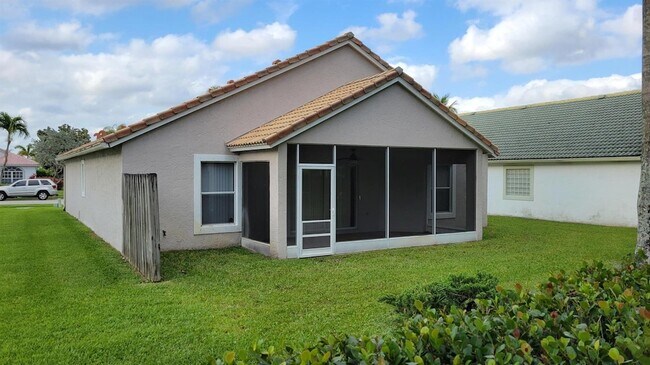 Foto del edificio - 1651 Oak Berry Cir