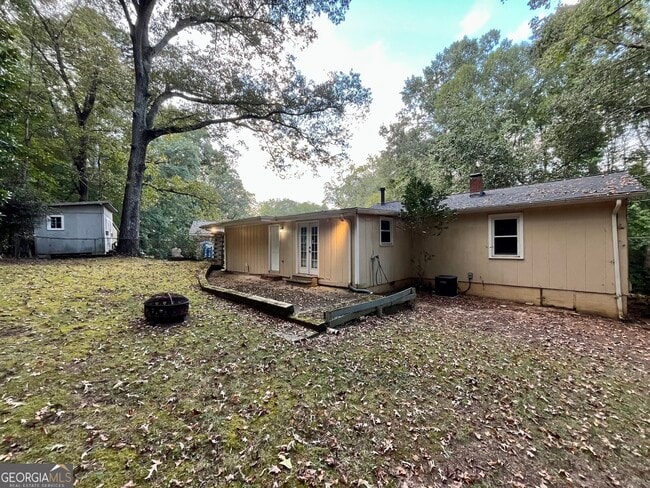 Foto del edificio - 5143 Pinecrest Dr SW