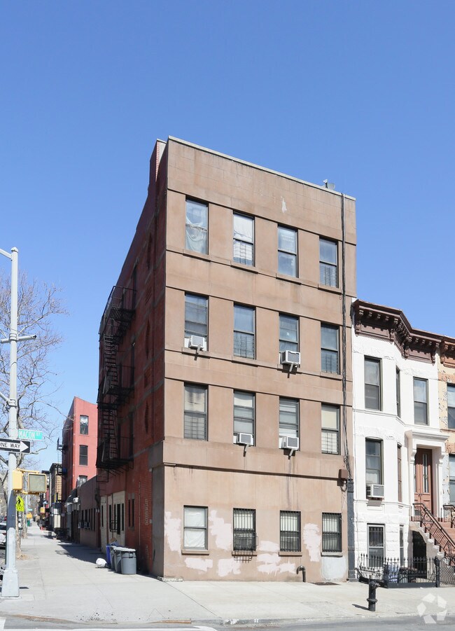 Foto del edificio - 625 Macon St