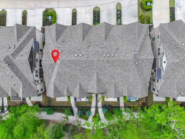 Foto del edificio - 2708 Woodforest Pkwy N