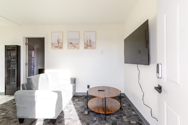 Building Photo - 3737 Sturgis Rd