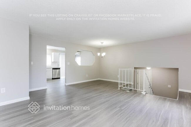 Foto del edificio - 11193 Forest Ave