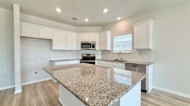 Building Photo - 2608 Wasilla Dr